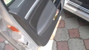 Lada Vesta. Накладки на подлокотники задних дверей