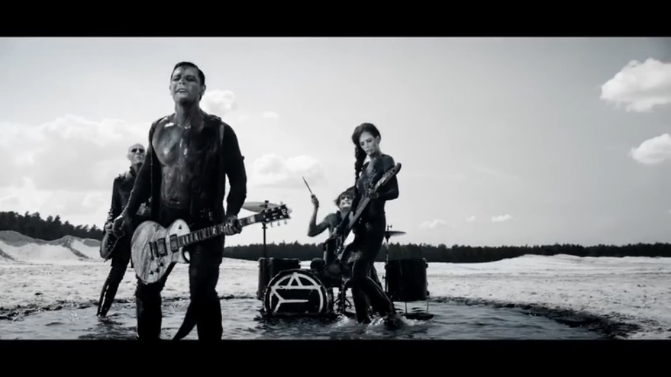 EMIGRATE - Eat You Alive