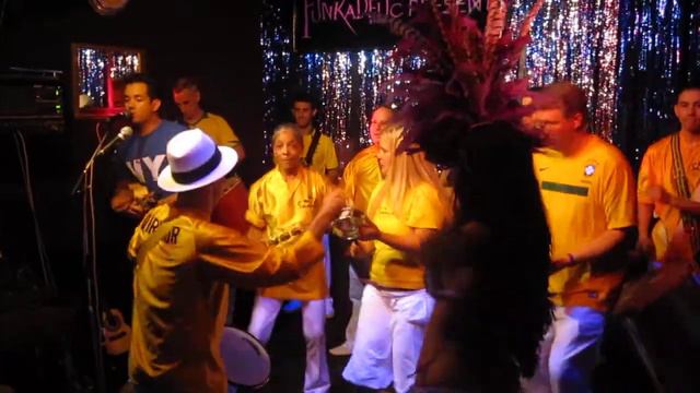 Samba New York's 8th Birthday Party at the Parkside Lounge, NYC, 7/12/11 смотреть онлайн