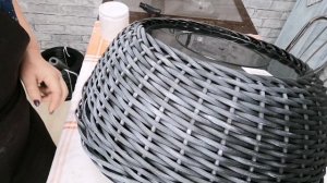 Эффект сухой кисти, тонировка кашпо из искусственного ротанга