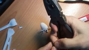 Мастер-класс: как сделать насекомых из пластиковых ложек и вилок