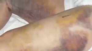 Озверевший бизон растоптал женщину! Ужасное нападение бизона / Уникальные кадры