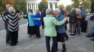 1683, Виновата черёмуха белая, песня, народные танцы, под гармонь, жители Орла поют, танцуют