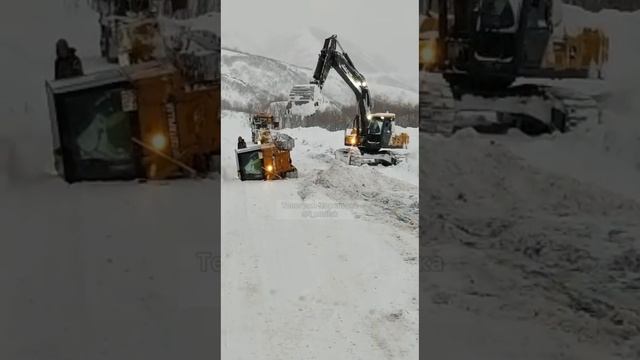 В Сахалине спасательная операция пошла не по плану. Водитель чуть не погиб ?