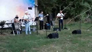 ВИА  БИРЮЧАНЕ  на празднике Встреча  старых  друзей в городе  Новый Оскол