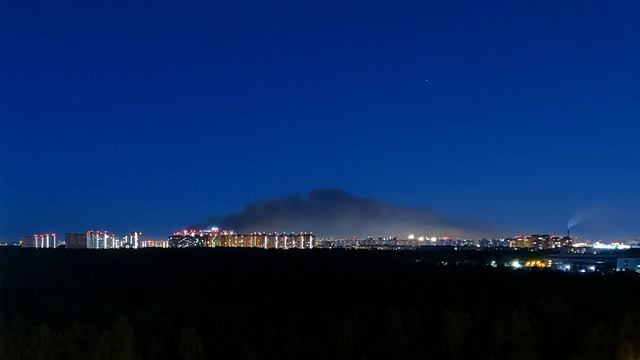 Пожар в Некрасовке 17.06.2021.Горит металлобаза.Timelapse смотреть онлайн