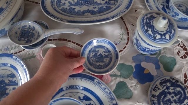 Китайский Столовый Сервиз, которому более 30 лет.