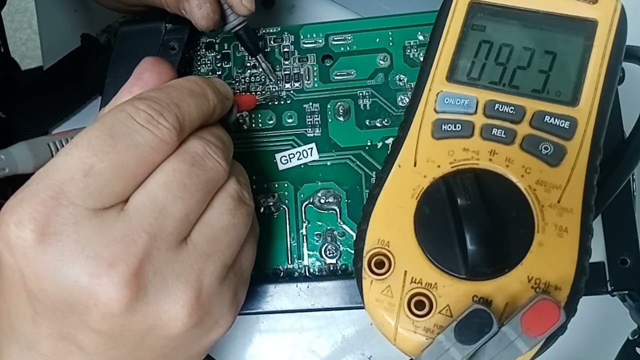 ремонт сварочного инвертора РЕСАНТА САИ 220к не включается смотреть онлайн