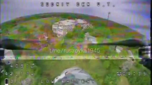 F330 квадрокоптер. Fpv дрон камикадзе. фпв дроны камикадзе. удары fpv дронов. Fpv дроны камикадзе.