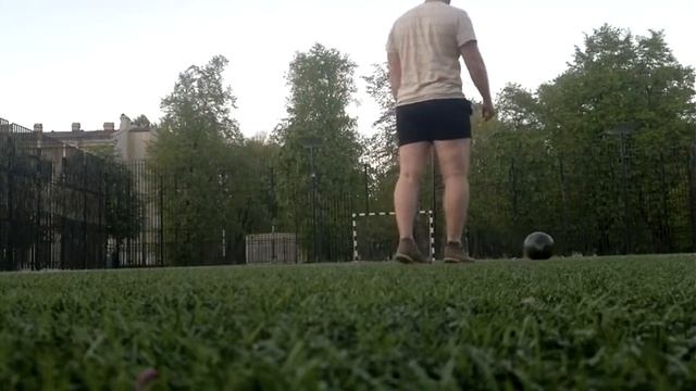 Knuckleball tutorial. Несильный наклбол. смотреть онлайн
