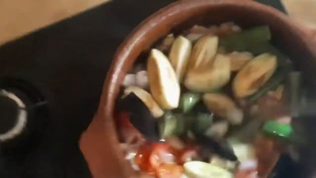 DRY fish curry/Nethili karuvaattu kulambu / நெத்திலி கருவாட்டு குழம்பு смотреть онлайн