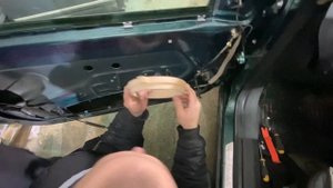 Замена штатных динамиков Opel Astra H GTC купе / Вибро и шумоизоляция / Урал АК-74.С М Прослушивани