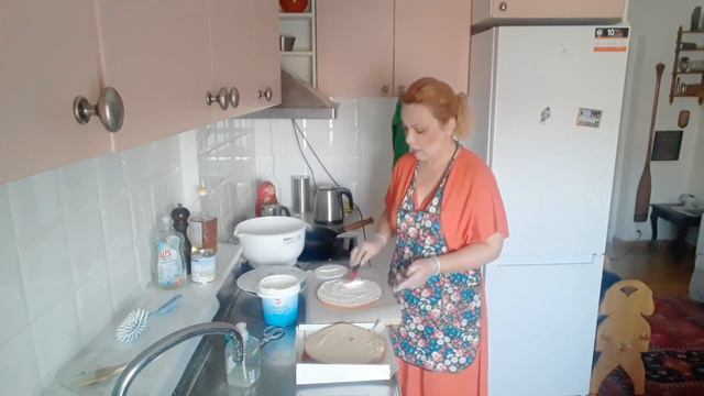 без пособия по безработице /  я живу в Швеции
