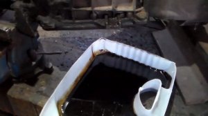 Зачем нужно выжимать сцепление при заводке автомобиля,особенно в мороз.