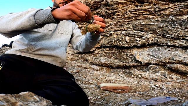 An expedition full of adventure and fishing using innovative and different techniques смотреть онлайн