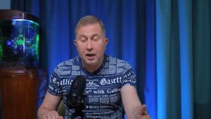 8 ПРИЗНАКОВ ДЕФИЦИТА ЛЮБВИ / Как выглядит человек, которому не хватает любви!