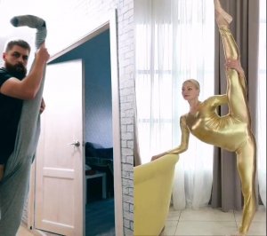 #дуэт с @flexshow.ballet Изи #гибкость #Flexibility