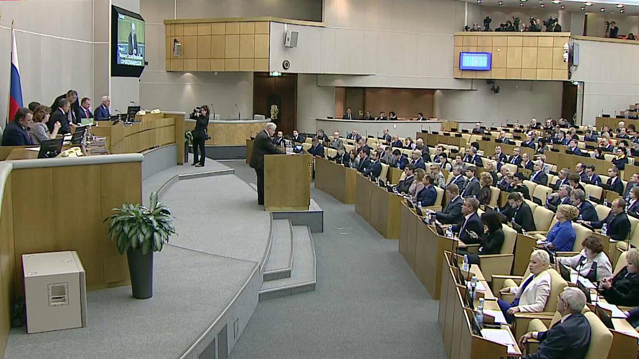 Минутой молчания почтили память погибшего посла Андрея Карлова депутаты Государственной думы