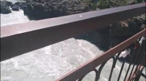 Горный  Алтай,  Ороктойский мост,  самое глубокое и узкое место реки Катунь