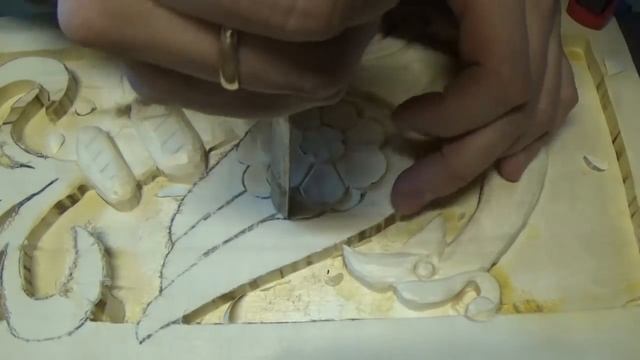 Резной Наличник с Часами своими руками. Резьба по дереву смотреть онлайн