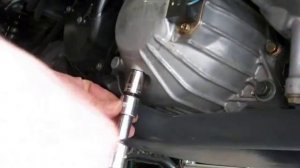 Burgman 650 - DIY - CVT Primary Pulley Bolt Replacement