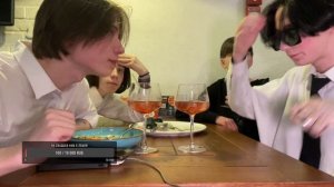 Стрим с твича Свидание. Леша, Макс, Федя и Женя?