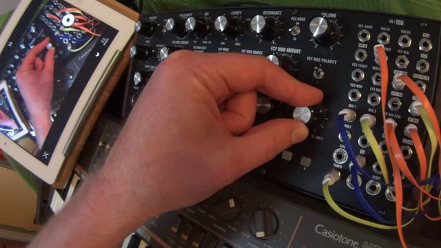 Moog Mother-32 meets Casio MT-68 - demo from Warstat #13 :o)= смотреть онлайн