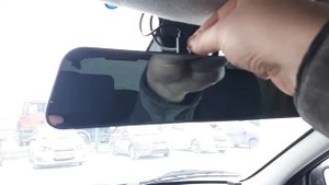 Глючит зеркало VVCar V17, когда подключена камера заднего