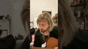 Женя Мильковский - В пробке по встречной (акустика)