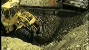 Mining Coarse bouldered gravels with the DEROCKER by RMS-Ross Corporation