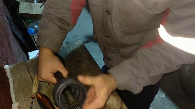 Замена внутреннего ШРУСА и наружного пыльника Ланос 1.5 Ремонт полуоси на Daewoo Lanos 1.5 Часть 2 смотреть онлайн