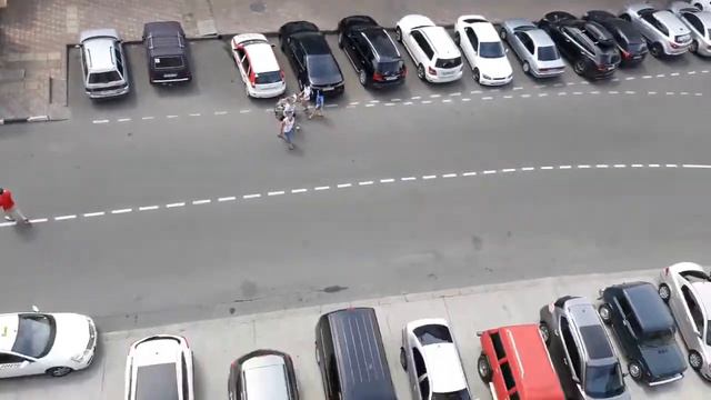Адлер. Служба размещения отдыхающих. Заезд Отдыхающих в квартиру на Тюльпанов 3.