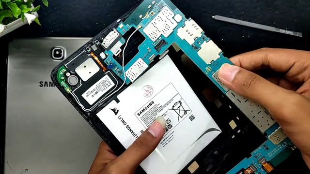 SAMSUNG GALAXY TAB A 8.0 2015 DiSSAMBLY AND ASSEMBLY смотреть онлайн