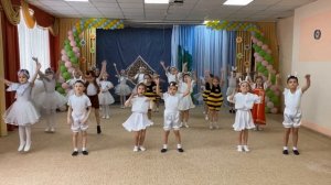 "Волк и семеро козлят"- сказка на новый лад (театрализованная постановка в детском саду)