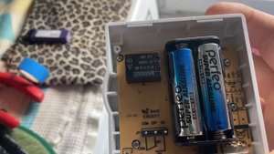 Замена батареек в Термостат комнатный Teplocom TS-2АА/8А