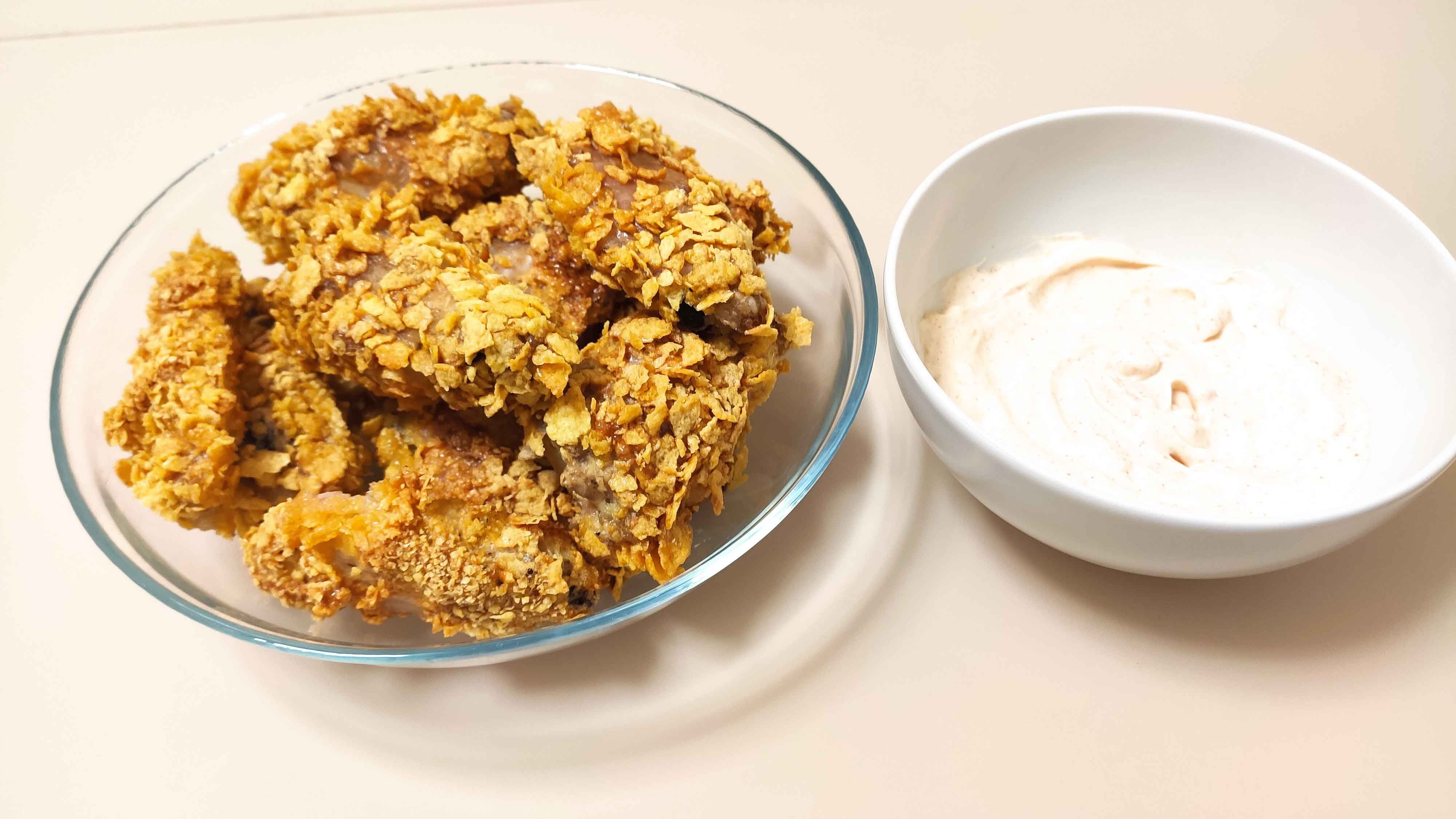 Куриные КРЫЛЫШКИ в КУКУРУЗНЫХ ХЛОПЬЯХ в духовке. Рецепт хрустящих крылышек БЕЗ МАСЛА!