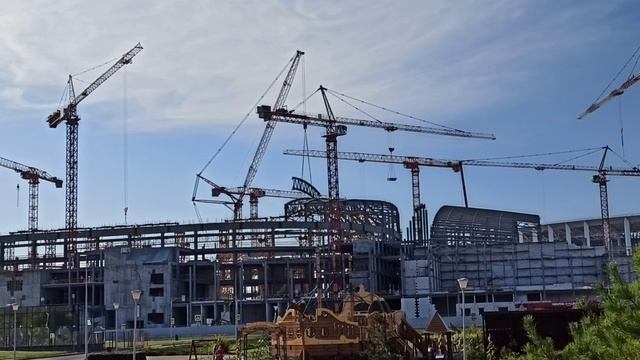 Ход строительства Ледового дворца на Стрелке. Нижний Новгород // Сентябрь 2023