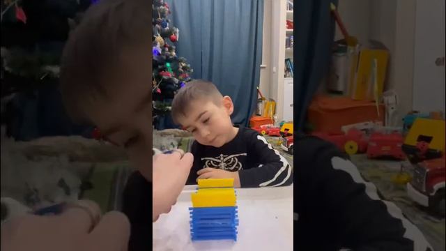 Поделки для детского сада руками ребенка. #занятиясдетьми #длясада #поделки #простыеподелки смотреть онлайн