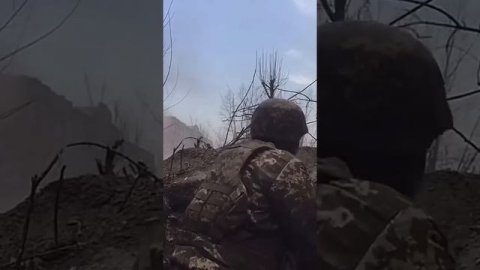 Кадры СВО . Жуткое видео боя с передовой