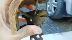Замена заднего кронштейна глушителя на Renault Megane II. Кронштейн глушителя от Меган 3 на Меган 2