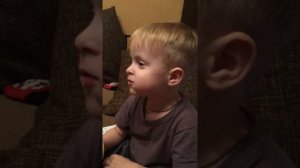 Дети болтают