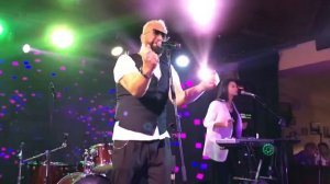 Саша Айвазов-Подари мне только один взгляд.