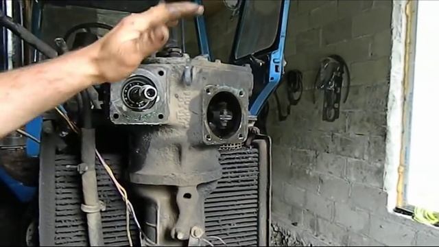 Установленный дозатор на МТЗ-80. смотреть онлайн