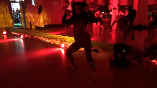 Хэллоуин в "Алекс Фитнесе" смотреть онлайн