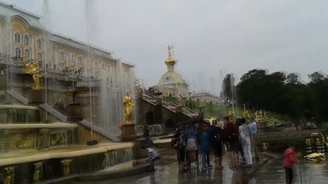 Красивейшие фонтаны Петергофа в Санкт-Петербурге это нужно видеть