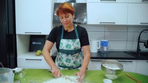 Слойки из слоёного теста с сахаром простой рецепт выпечки к чаю!