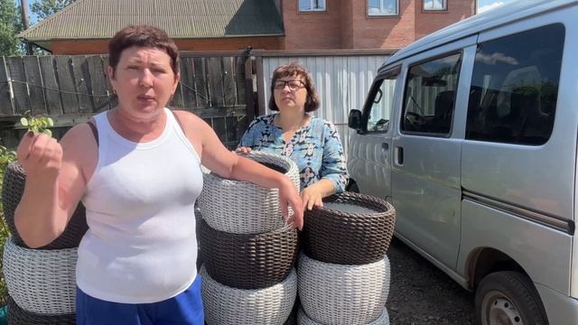 Знакомимся со Светой и ее кашпо из ротанга. смотреть онлайн