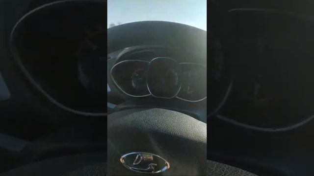 Звук пробуксовки вариатора на Весте при наборе скорости. смотреть онлайн