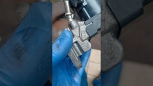 БМВ е90 замена датчика температуры отработавших газов/ ЕГР чистка.