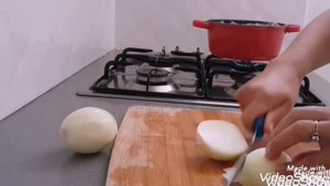 Тушеная говядина очень мягкая и нежная